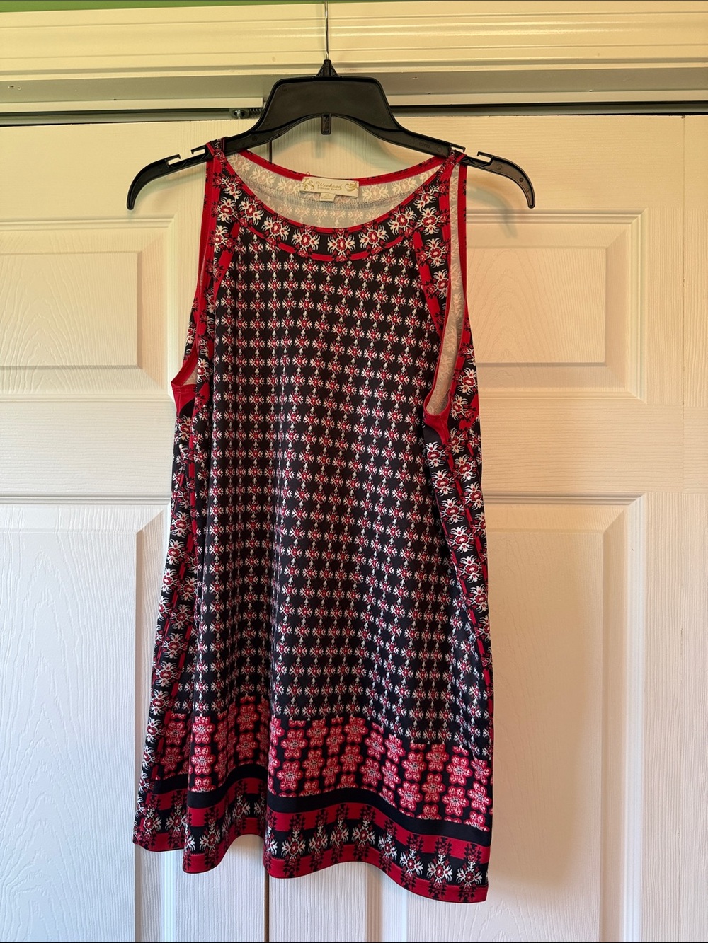 Suzanne Betro Red & Black Patterned Sleeveless Tank